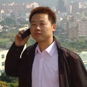 曾经和水杯的照片