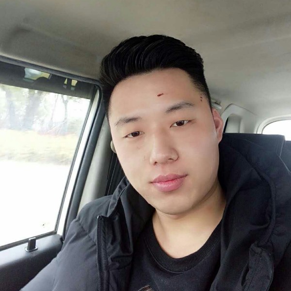 平庸心的照片