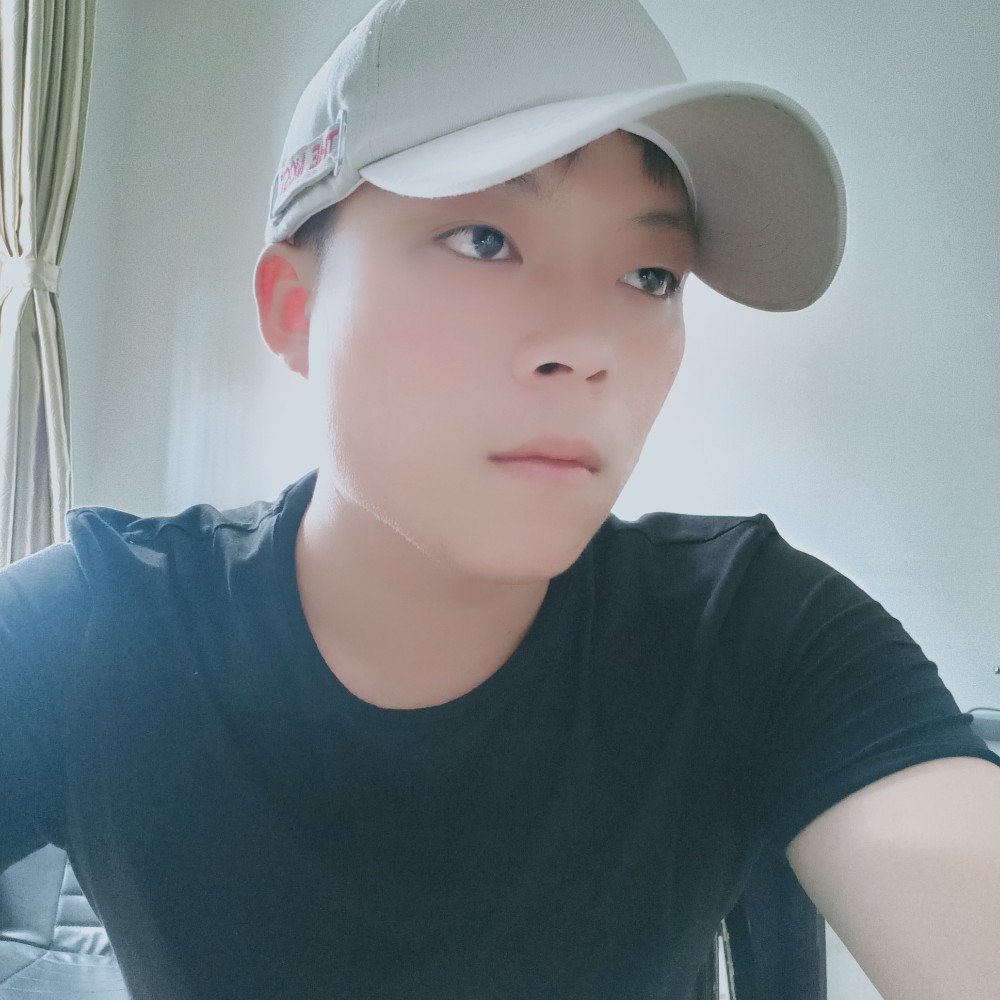 恐怖战斗鸡的照片