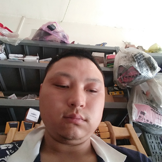 想在上面找个女朋的照片