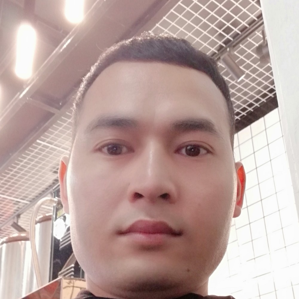 云朵爱复杂的照片