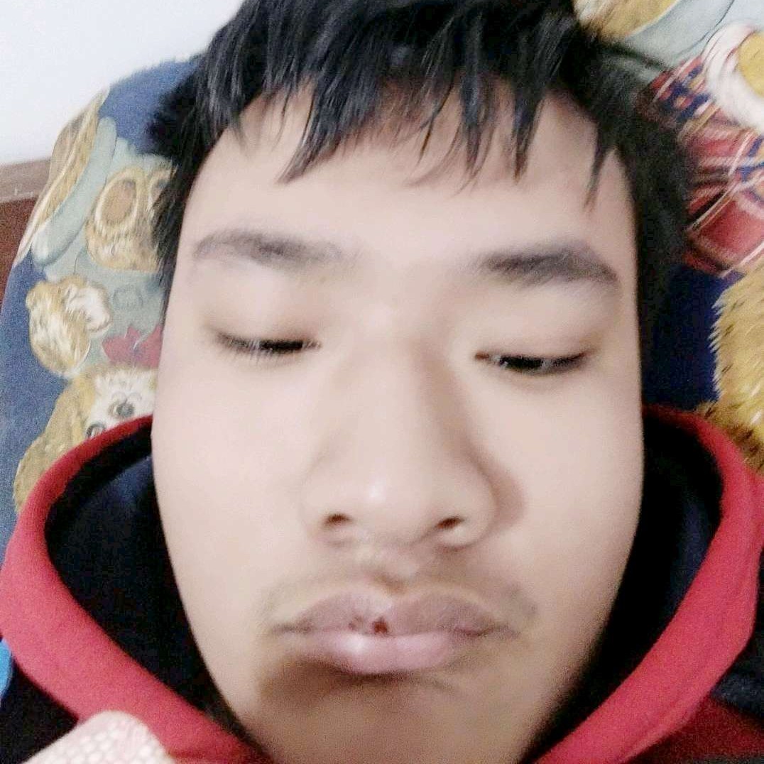 天寂拿认真的照片