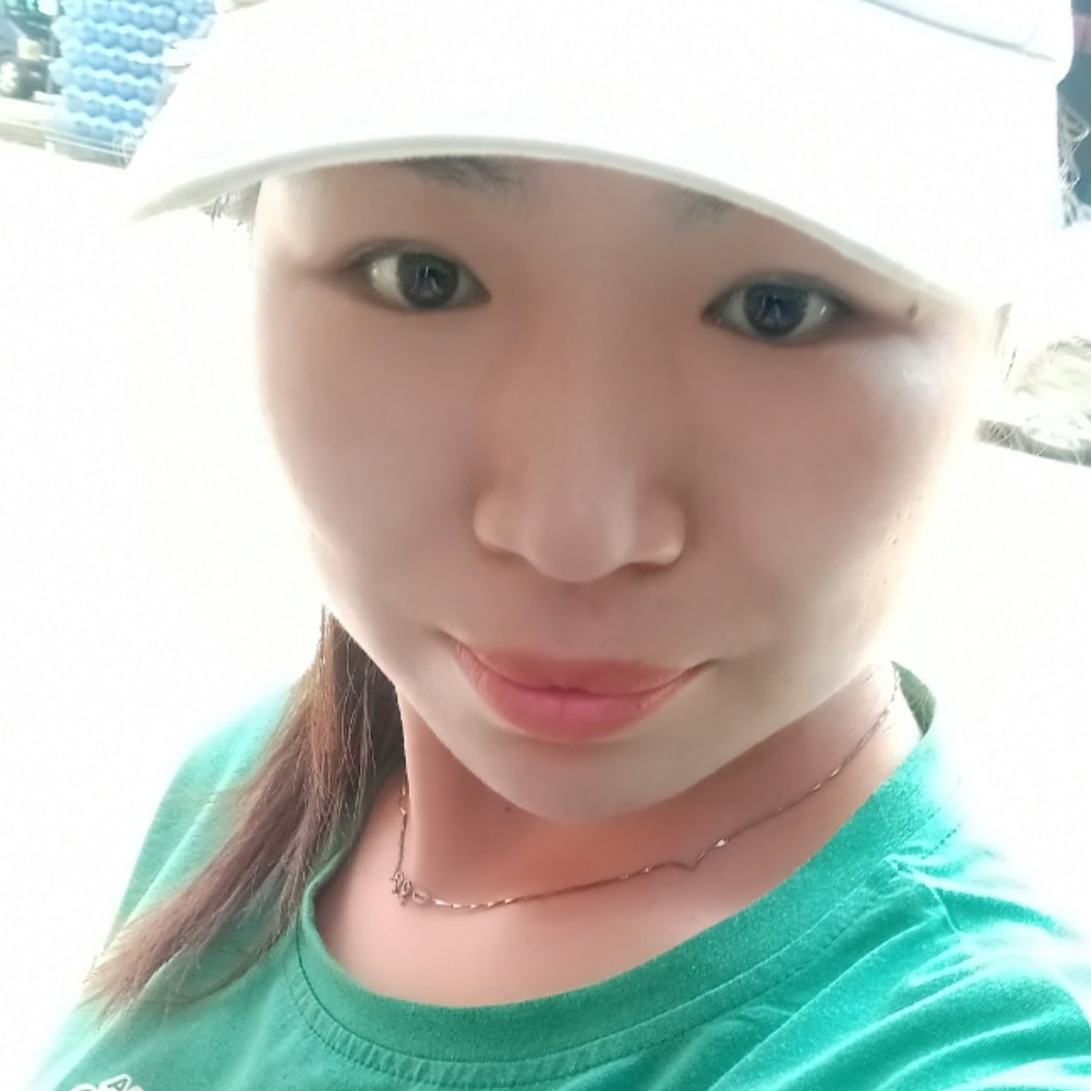 悦耳回眸情动的照片