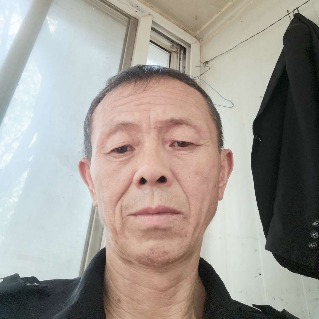 刘定桓的照片