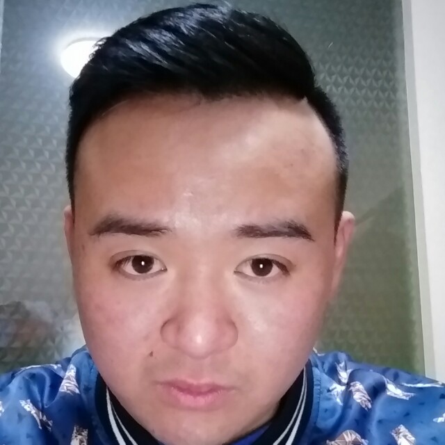 许岭的照片