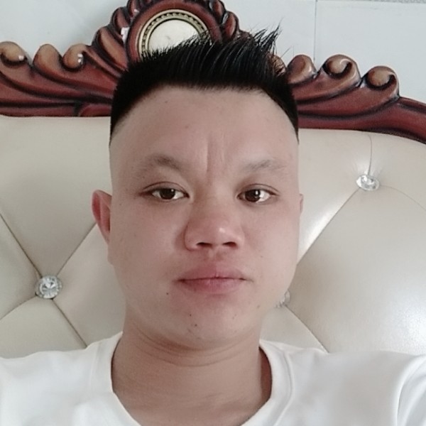 潘佳湖的照片