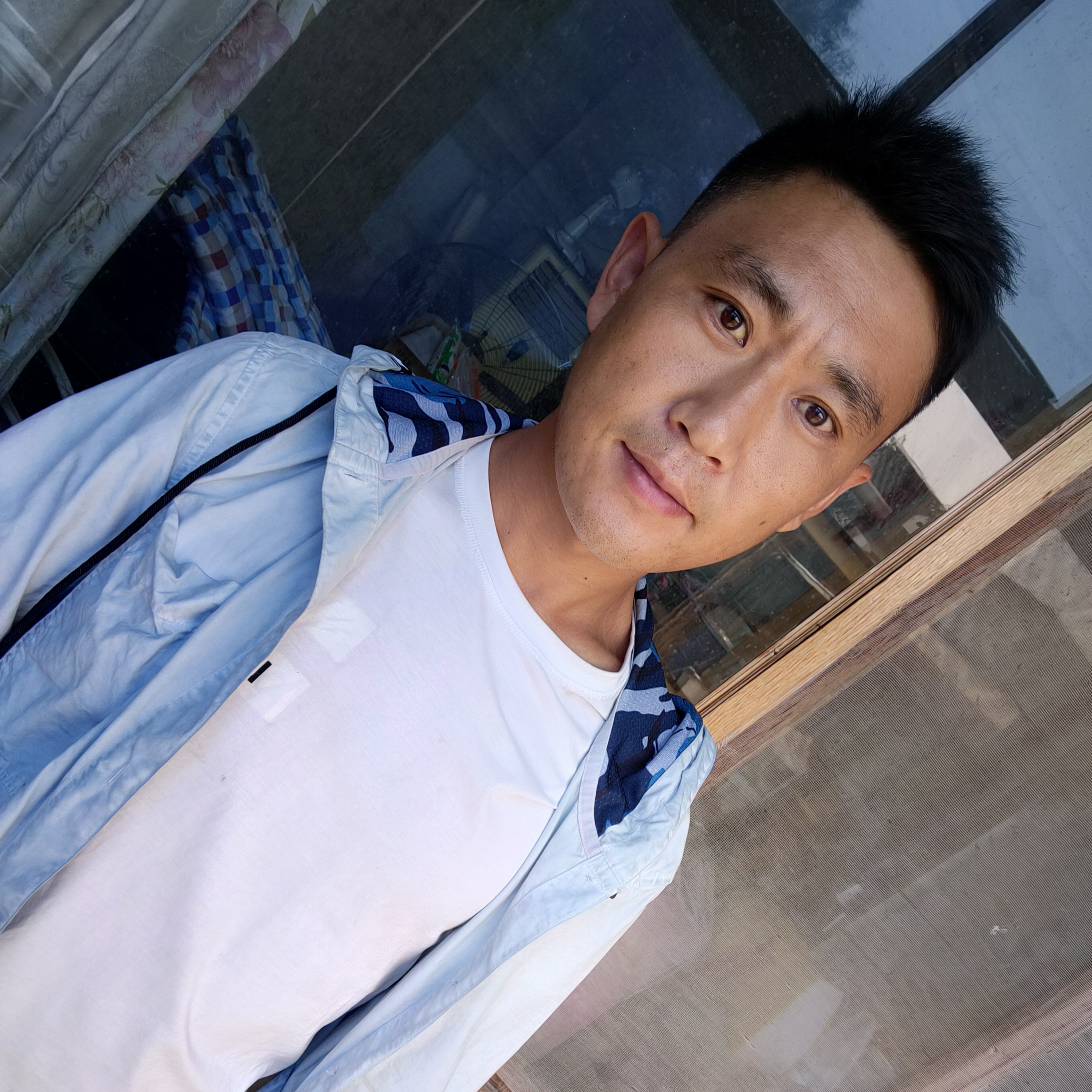 爱回的照片