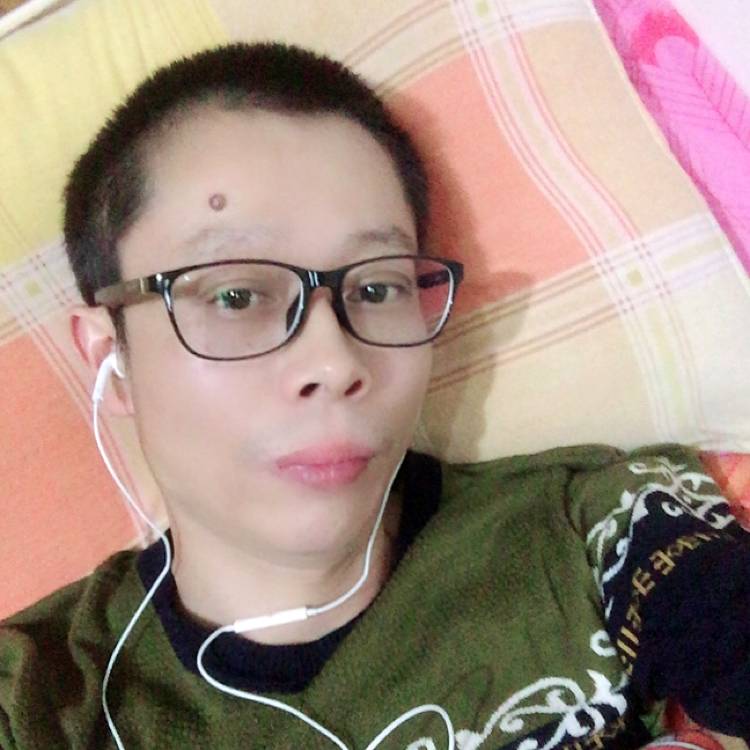 动人扯季节的照片