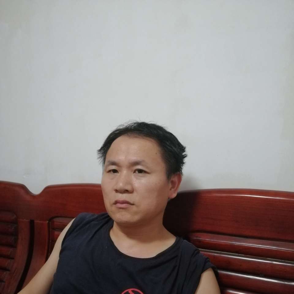 1984云淡风轻的照片
