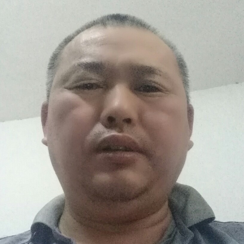 长江水一浪接一的照片