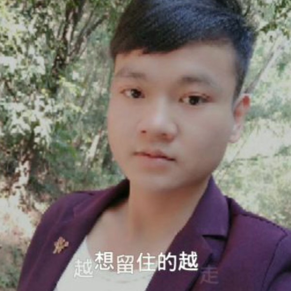 木  易的照片