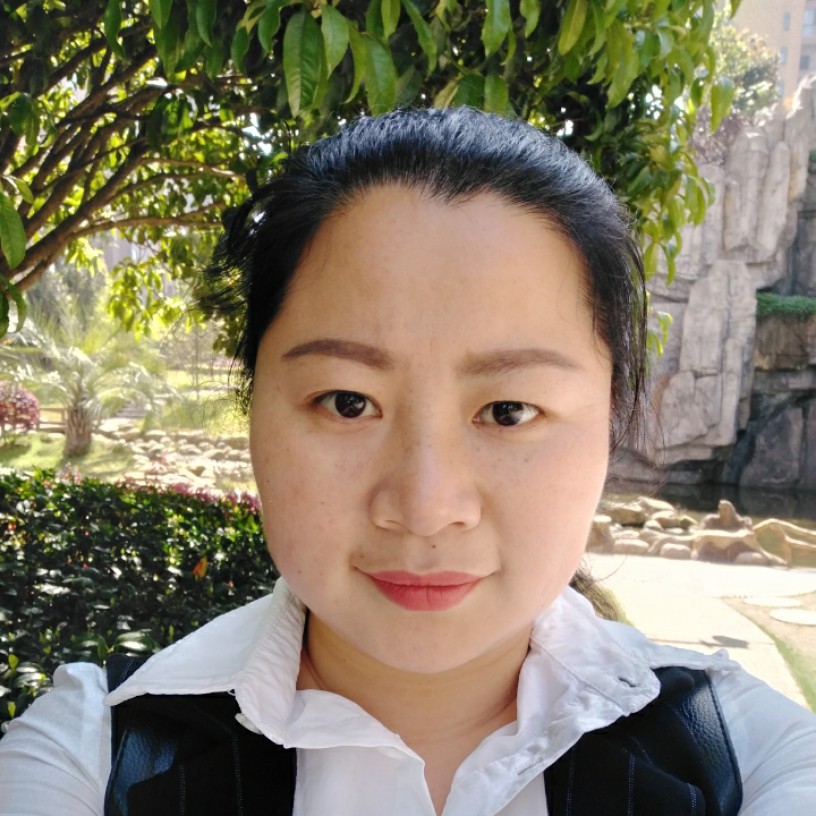 年轻与冷月的照片