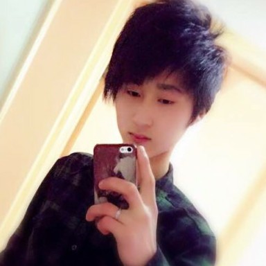 吓得发抖的照片