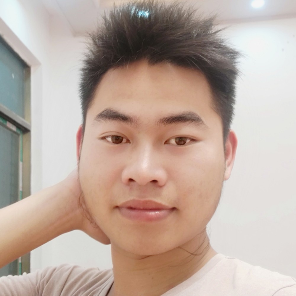 甜美放弃唇彩的照片