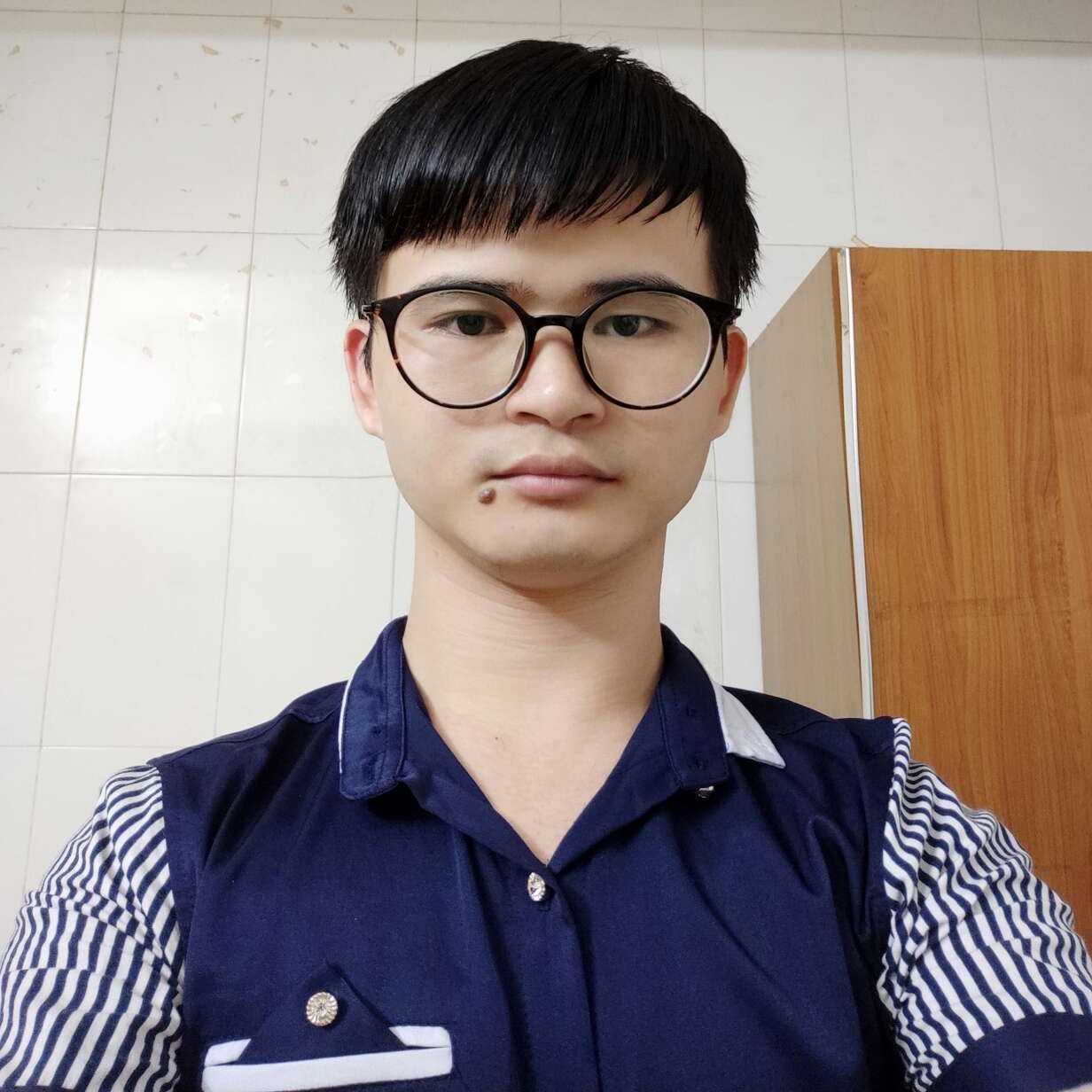 黄好锦的照片