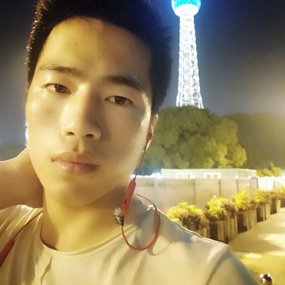 稚苼的照片