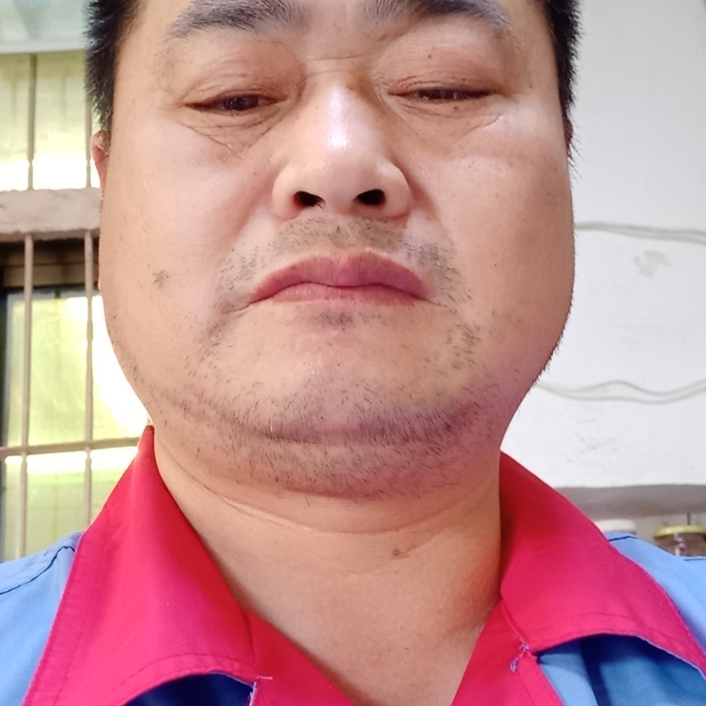 泮伟刚的照片