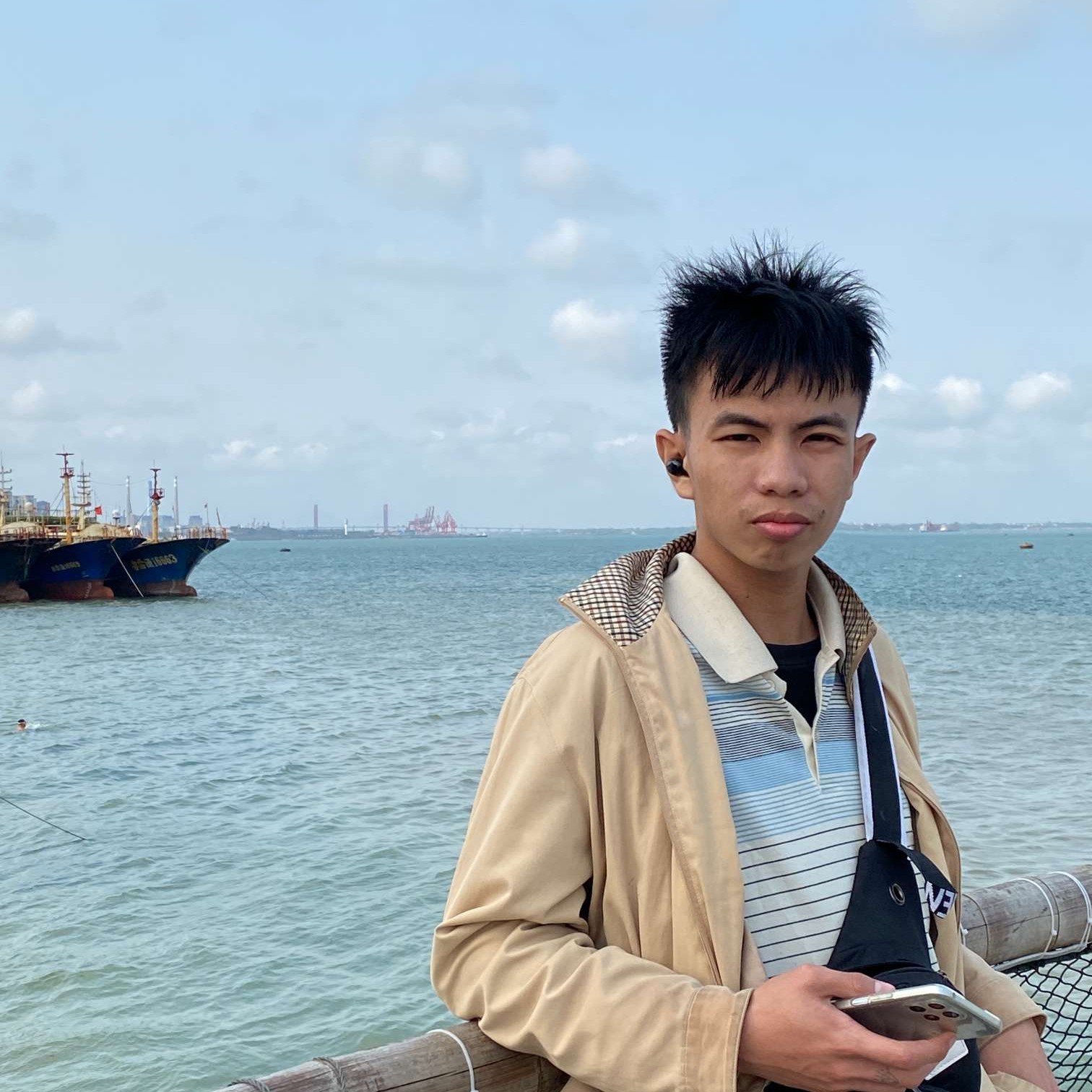 娇气磬音6666的照片