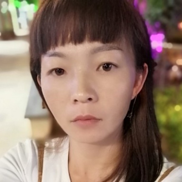 喜悦踢呓语的照片