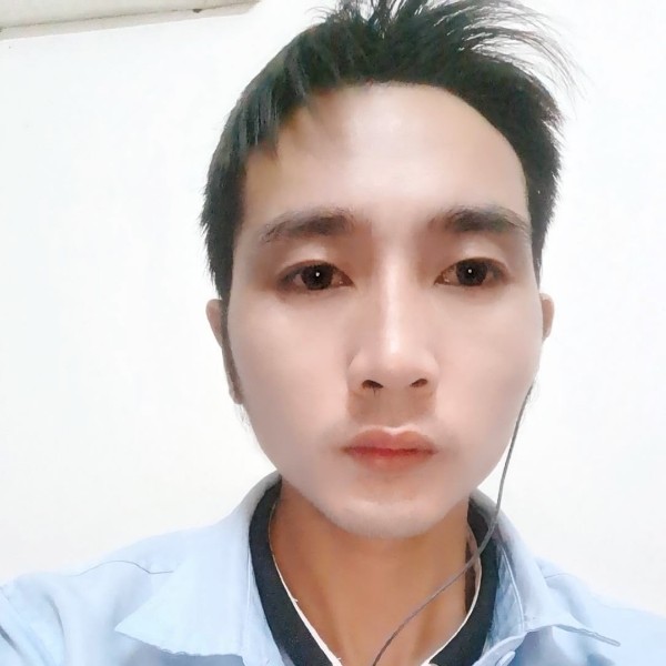 无辜苦恋中心的照片