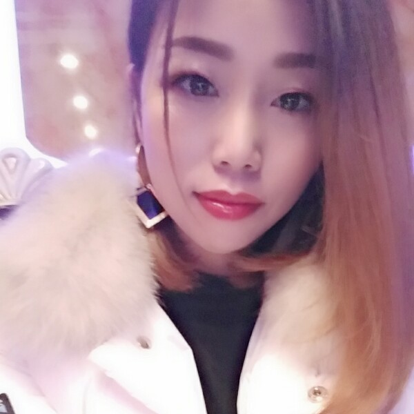 白天飘飘的照片