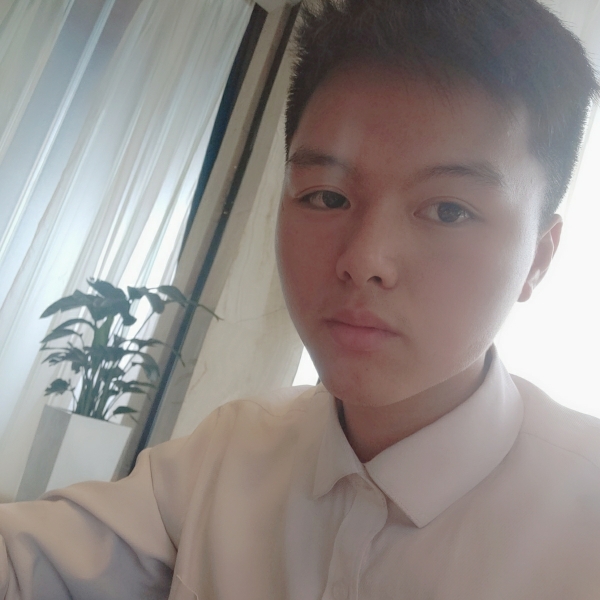 许小偌的照片