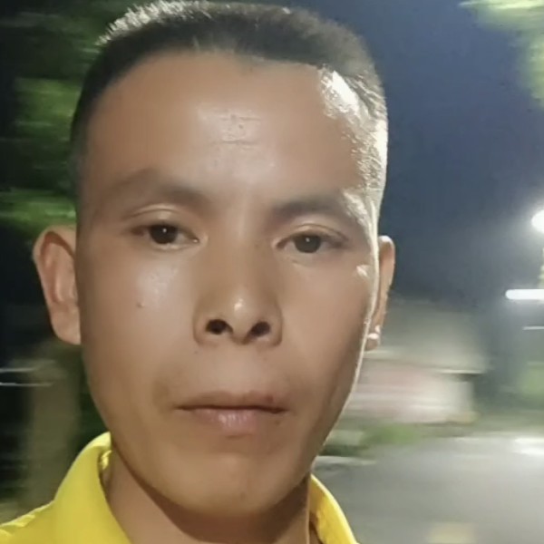 赵丛琏的照片