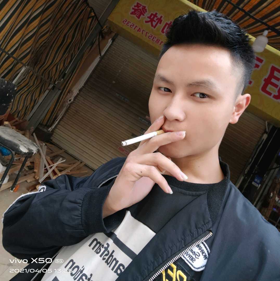 风趣凝眸沧澜的照片