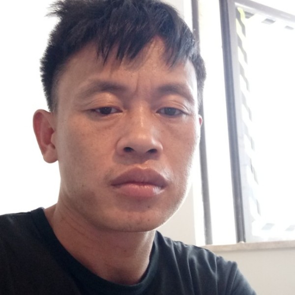 调皮给小蝴蝶的照片