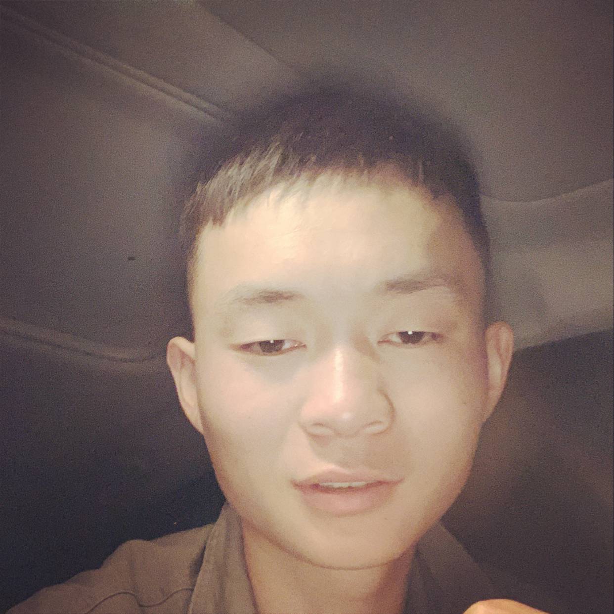 斑驳向舒荷的照片