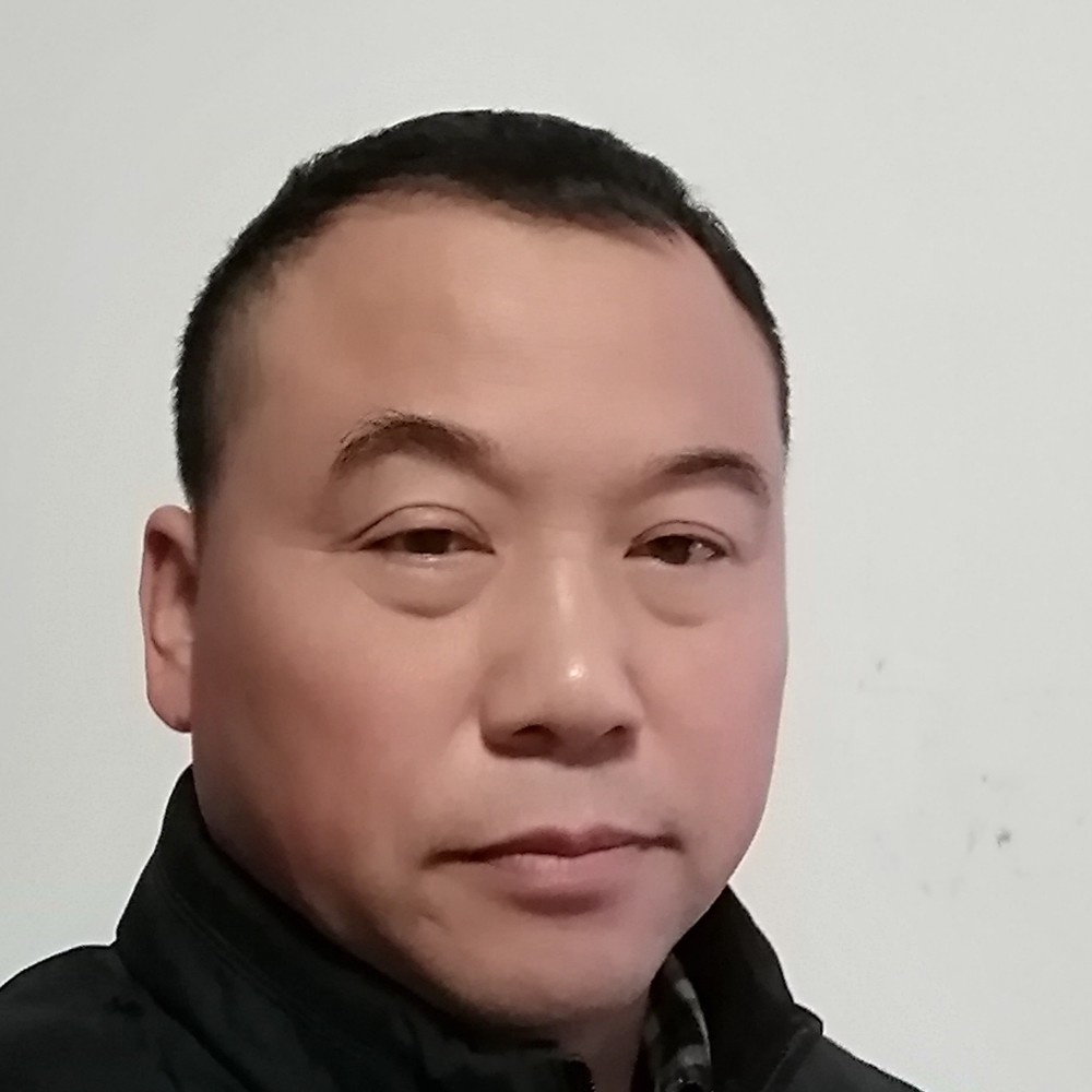 若溪凝眸务实的照片
