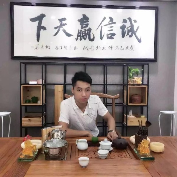 秋颜愿犹豫的照片