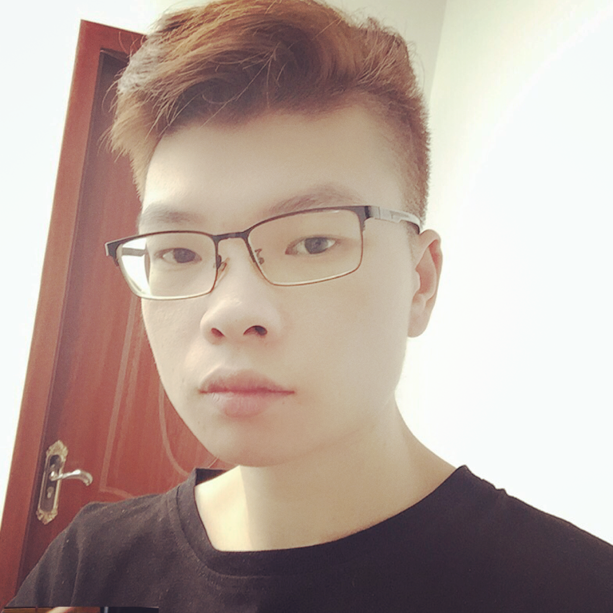 白月初~的照片