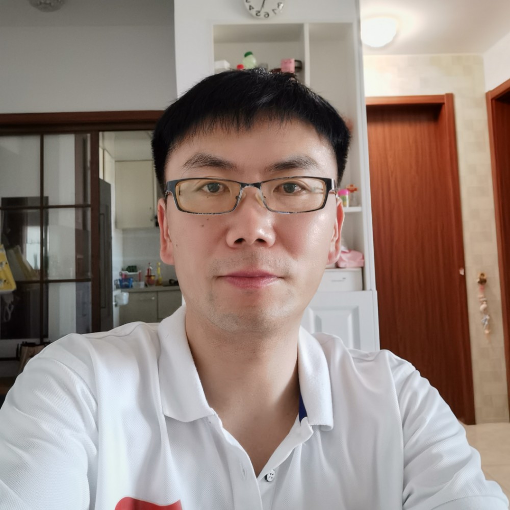 我是新来的老张的照片
