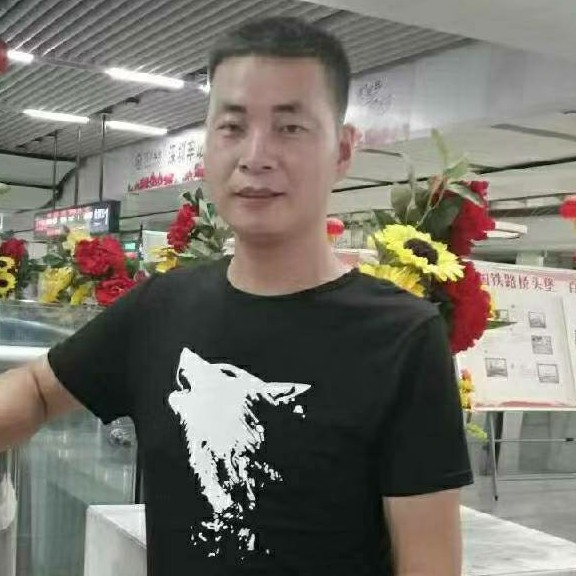 李朝郎的照片