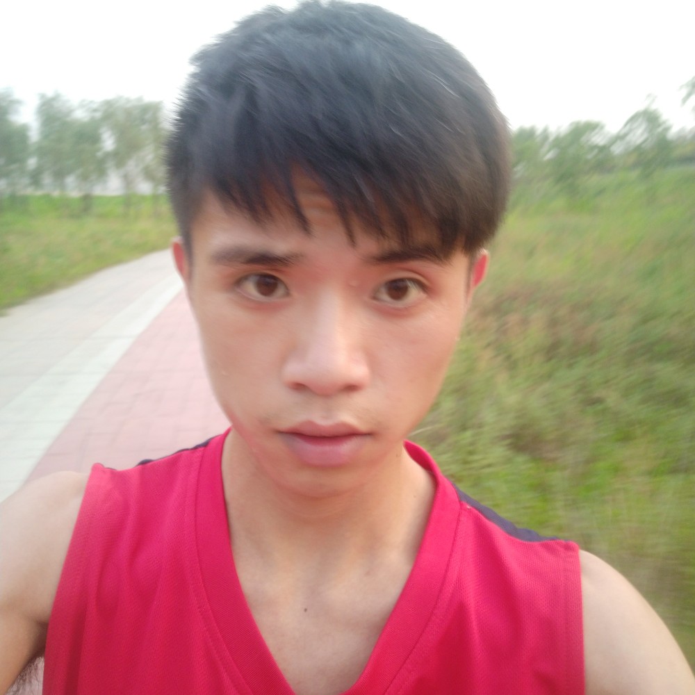 指尖轻点回忆的照片