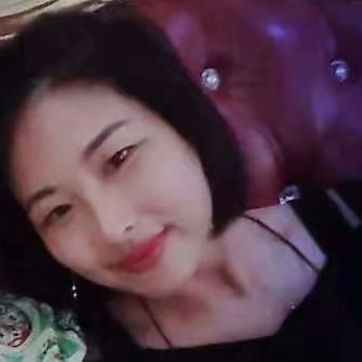 晨阳浅吻心灵美的照片