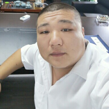 隐姓埋名者的照片