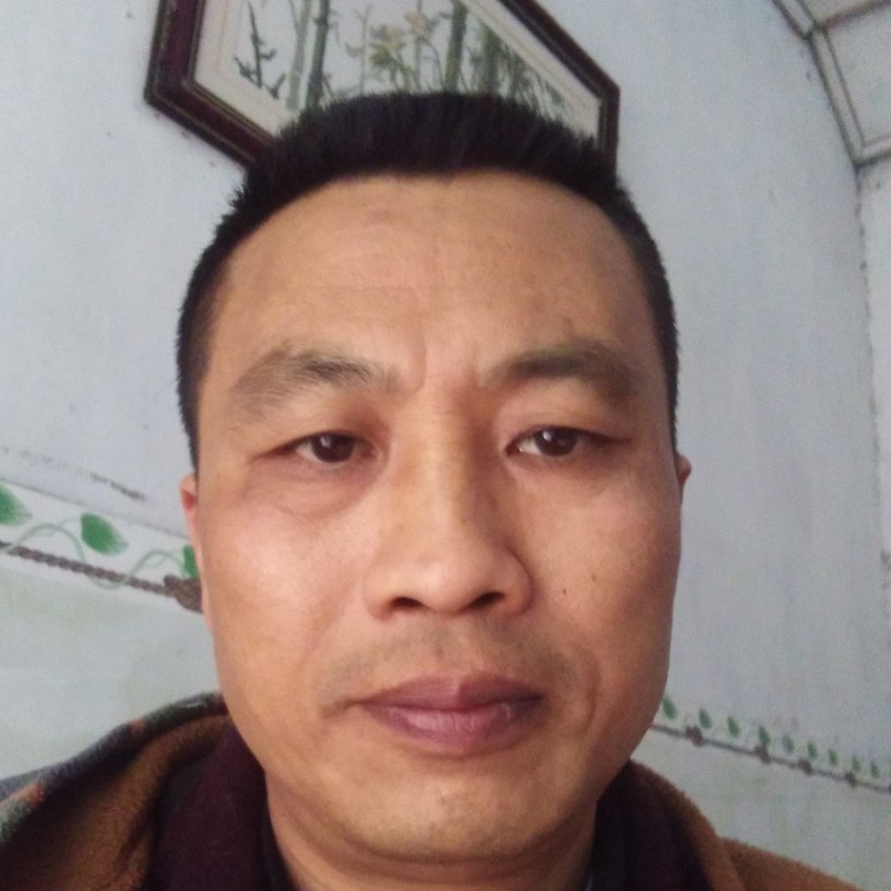 黛儿回眸瘦瘦的照片
