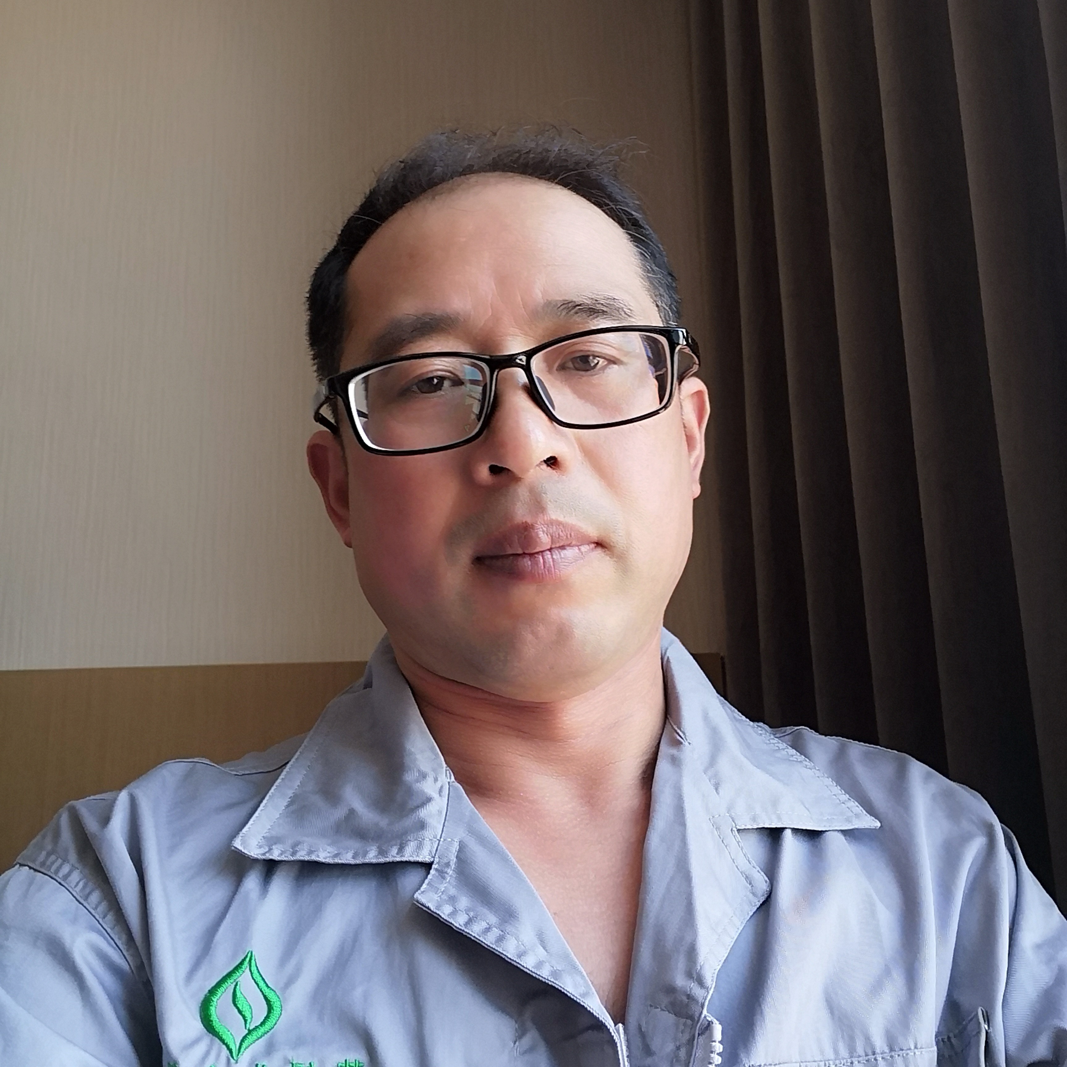 吐司向动人的照片
