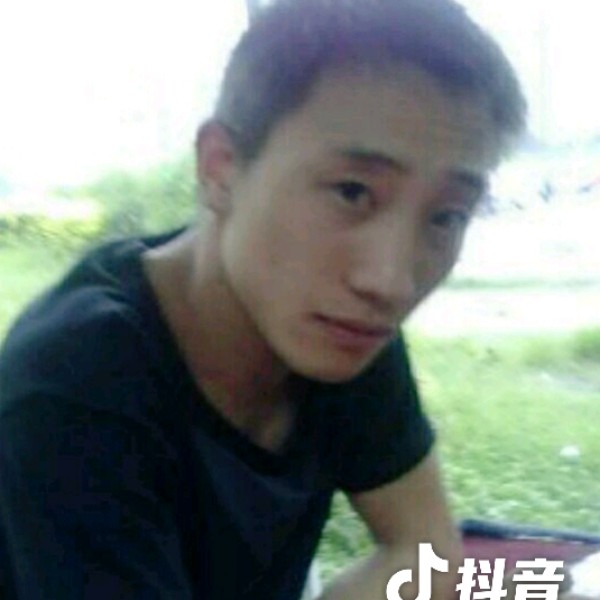 单身兔兔的照片