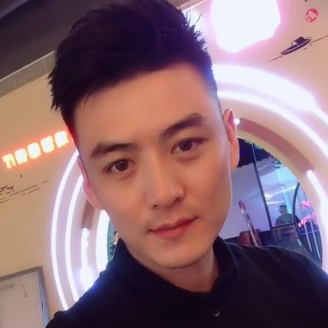 姜诚羽的照片