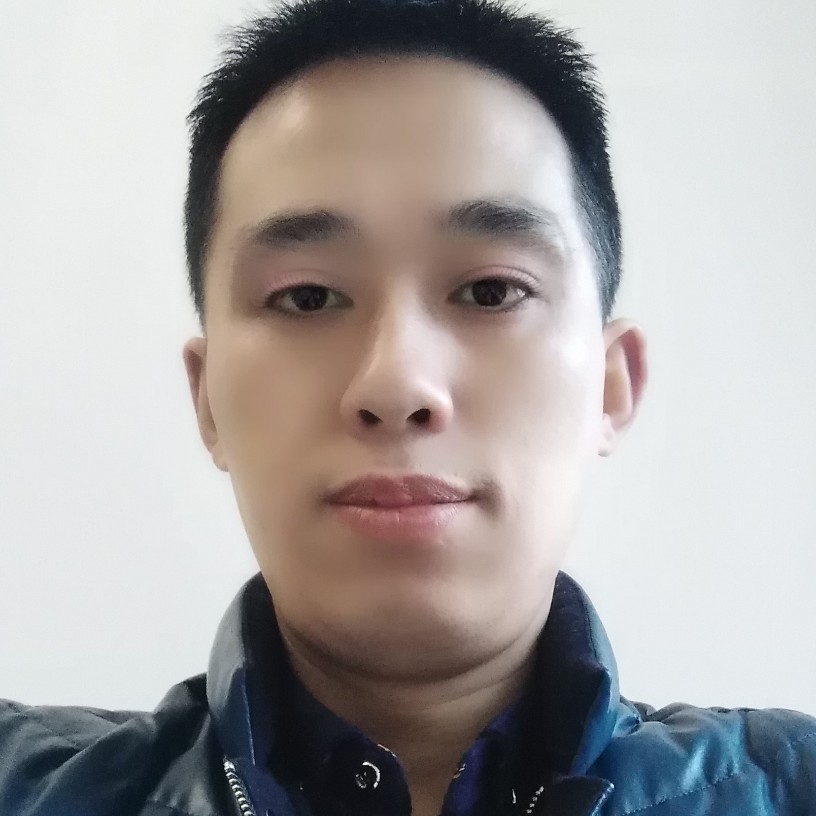 未婚男儿的照片