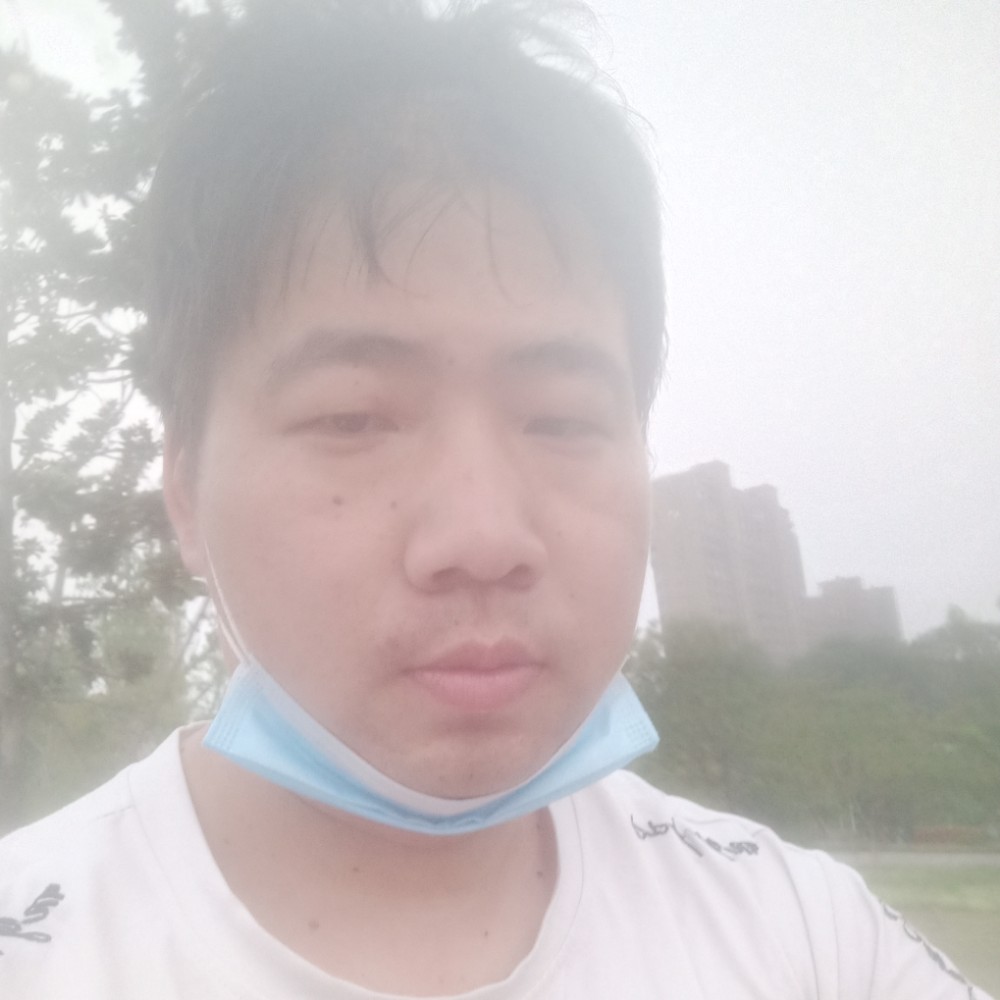 碧蓝蹁跹心锁的照片