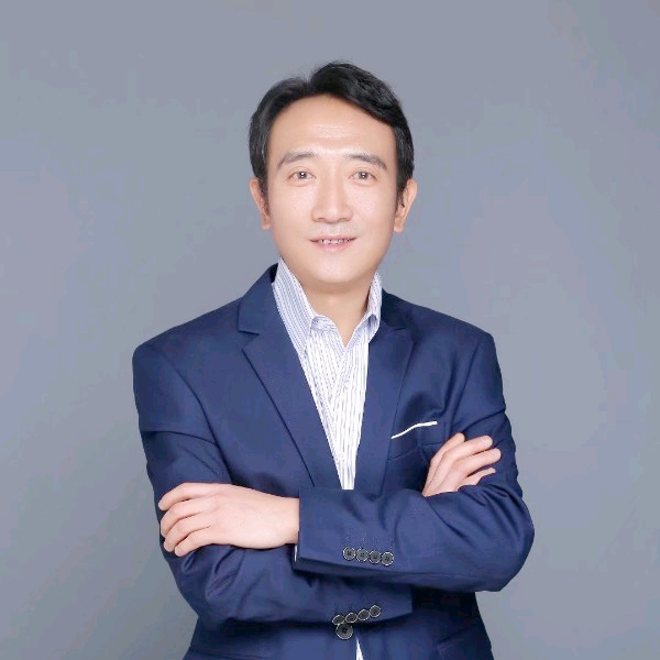 一布衣的照片