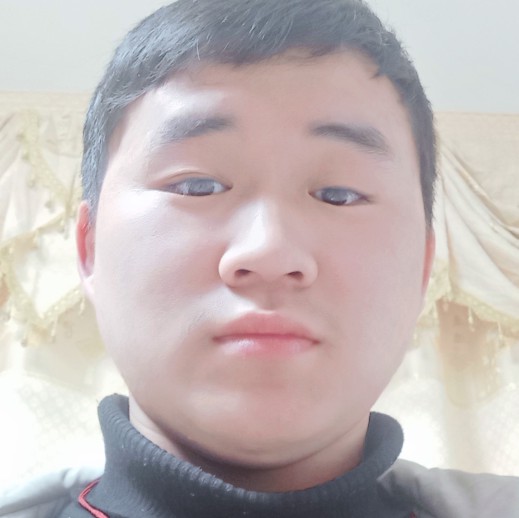阎勇的照片