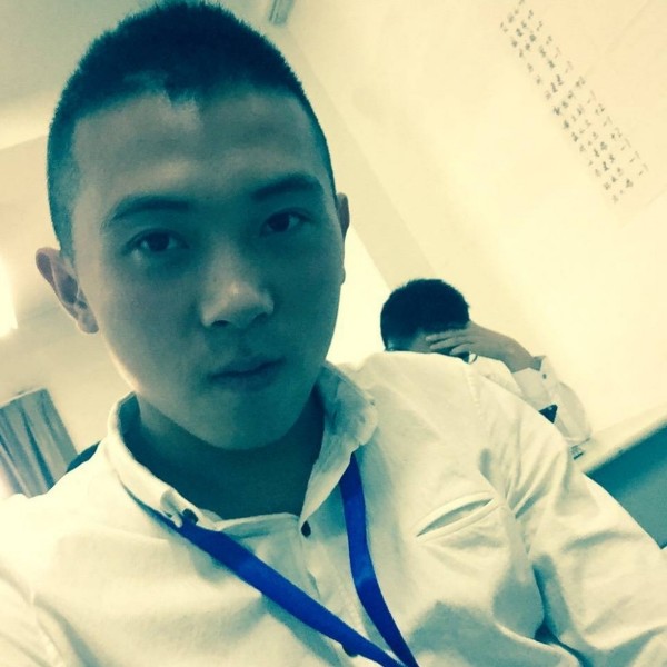 黄立钊的照片