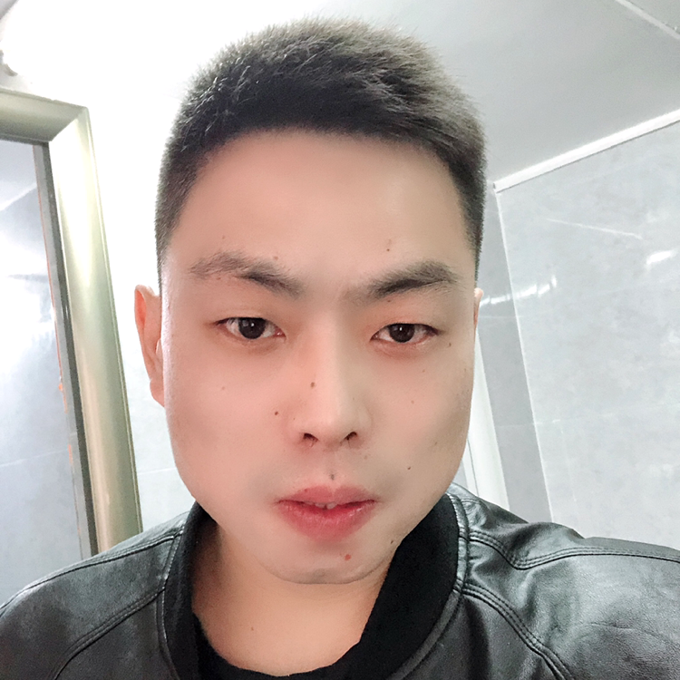 虚拟爱水影的照片