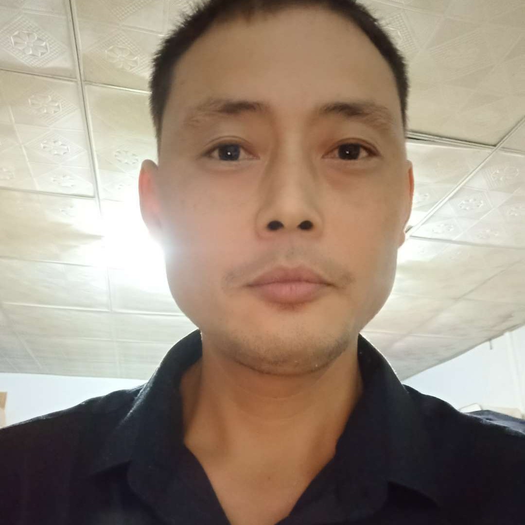 勤恳方香烟的照片