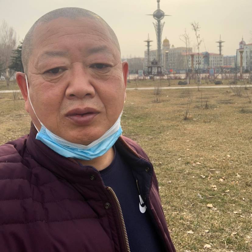 毛豆踢美好的照片